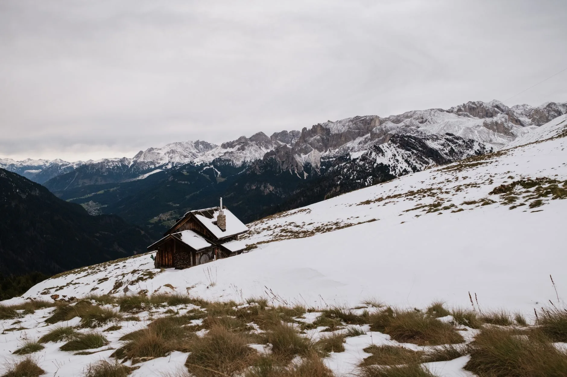 ️ Les refuges alpins : nuitée en altitude